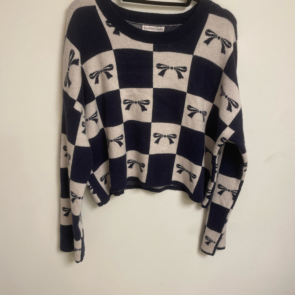 Sincerely Jules Bow Patterened Sweater Size XL